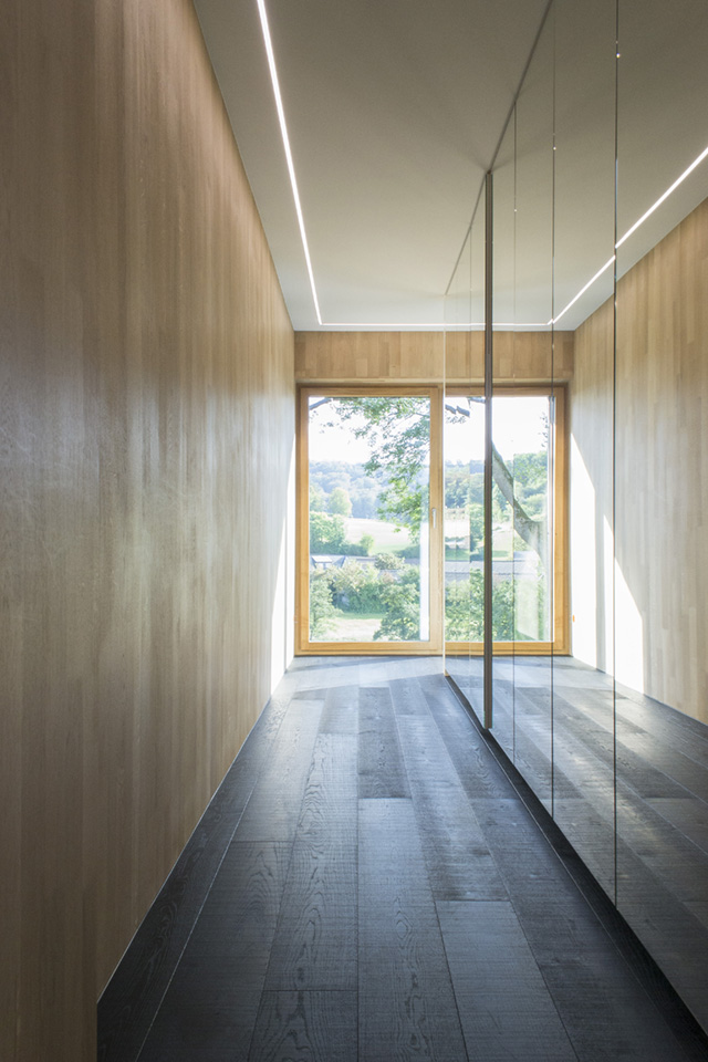  Maison passive hybride construite en béton et en bois massif à Mersch, Luxembourg
 